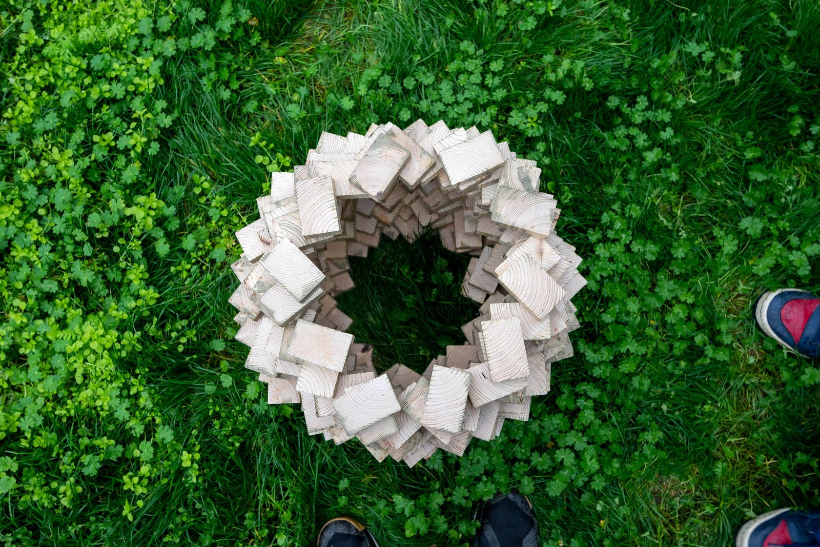 WOODEN PIX